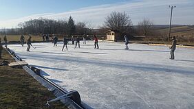 Eislaufen in Wolfpassing