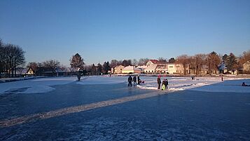 Eislaufen am Zapfenteich